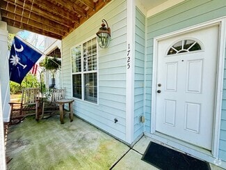 Building Photo - 1725 Brittlebush Ln