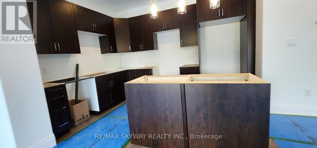 Building Photo - 109 Buchanan Ave