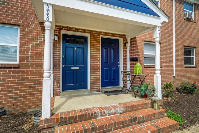 Building Photo - Remuda Crossing