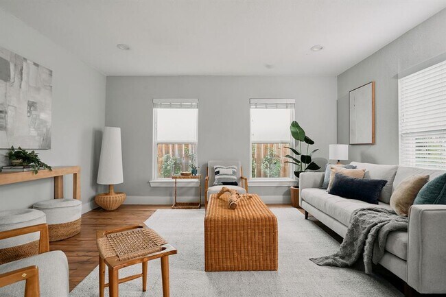 Foto del edificio - 3703 Thompson St