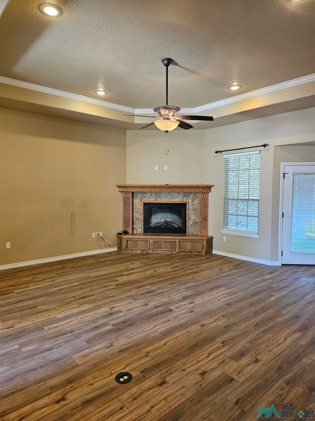Building Photo - 113 Mariposa Dr