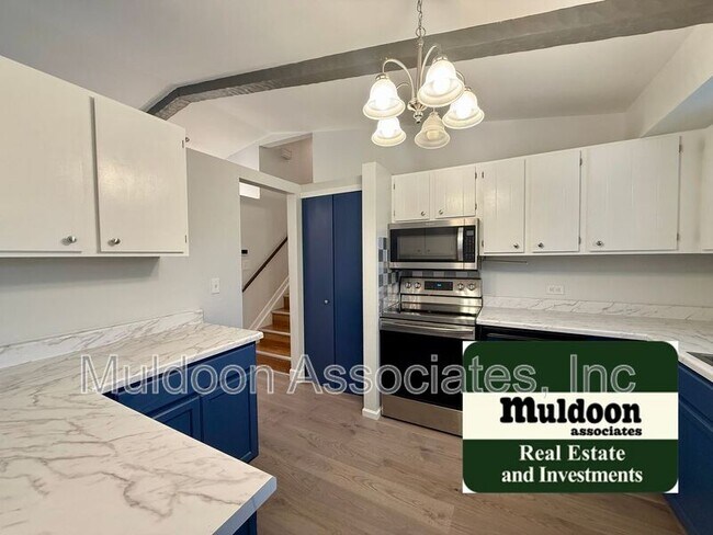 Foto del edificio - 2930 Cortina Dr