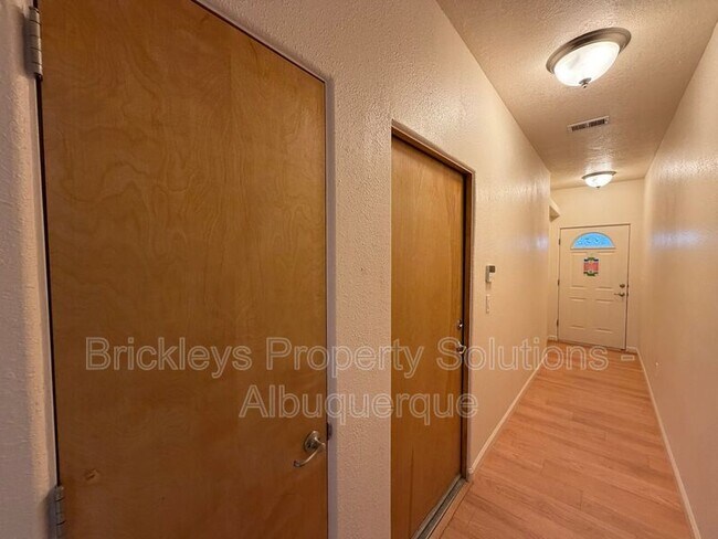Building Photo - 1612 3rd St SW