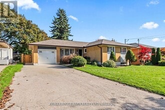 Building Photo - 745 Glengrove St