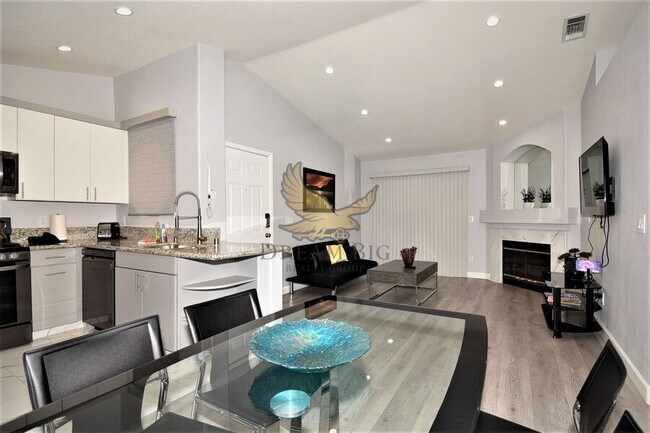 Foto del edificio - 5415 W Harmon Ave