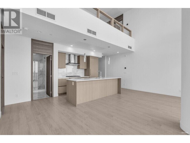 Building Photo - 4890-4890 Lougheed Hwy.