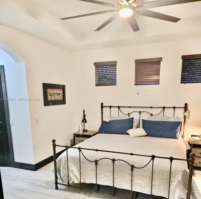 Building Photo - 2019 Harbor View Cir