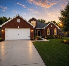 Building Photo - 11723 E Creek Ln