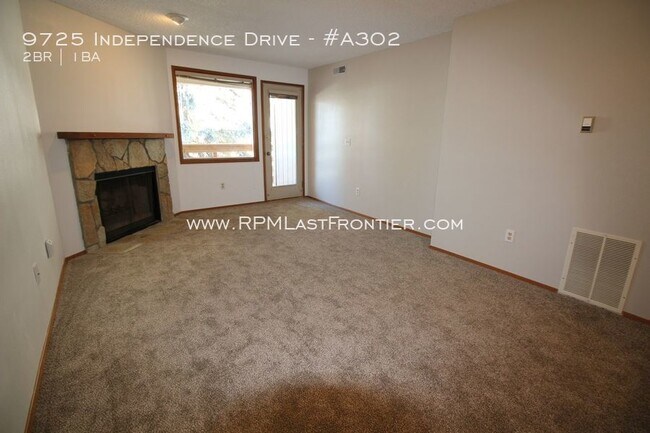 Building Photo - Top floor condo in South Anchorage!