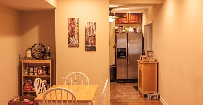Building Photo - 4 Bedroom House For Rent with Off Street P...