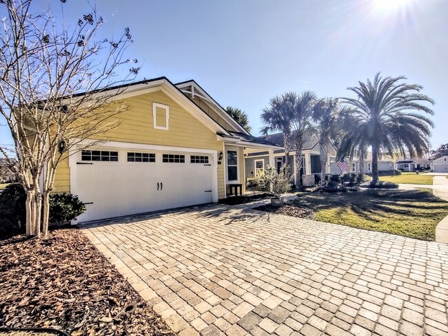 Building Photo - 253 Bella Dr