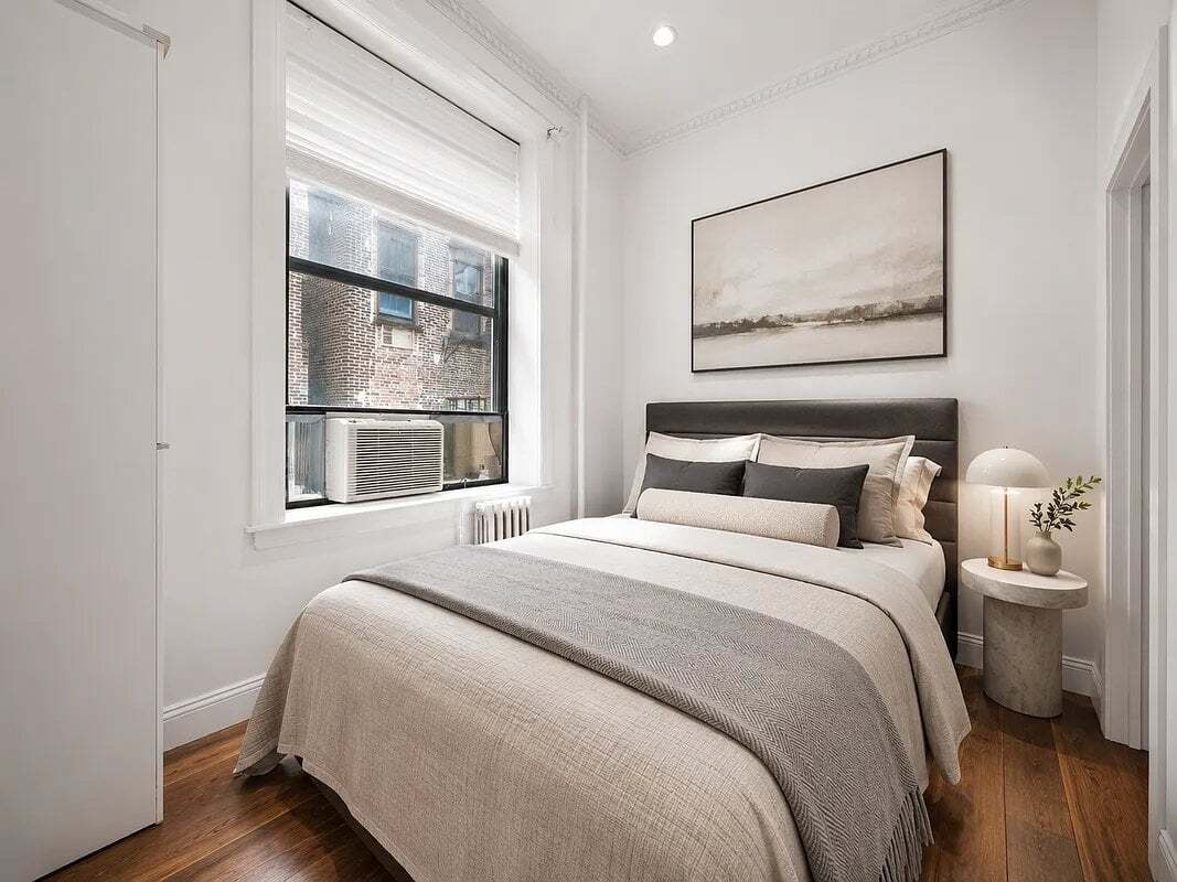 Foto del edificio - 102 Christopher St