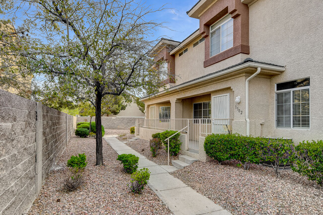 Foto del edificio - 1302 Dusty Creek St