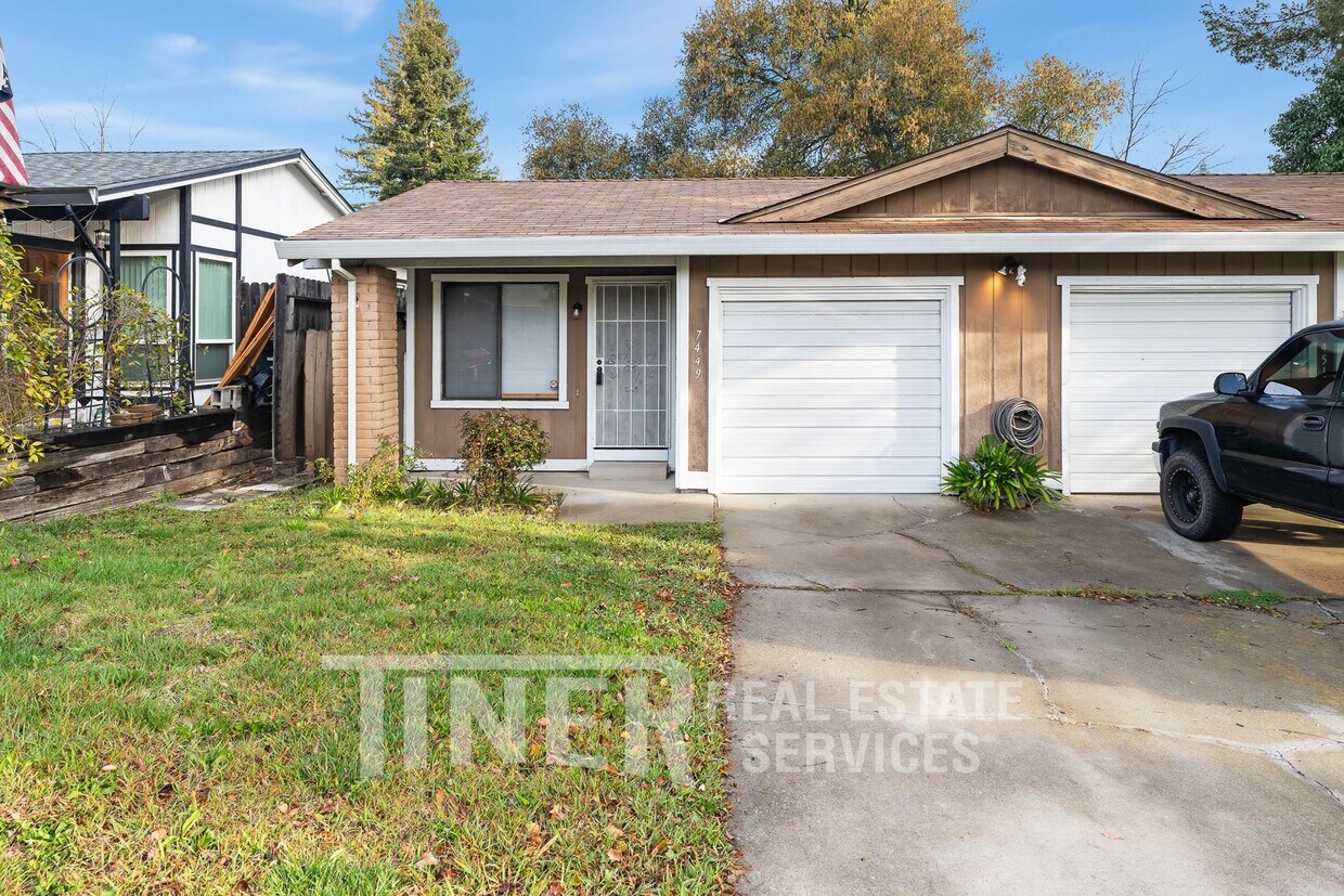 Primary Photo - 7449 Willowcreek Dr