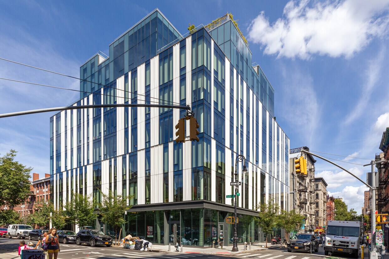 Primary Photo - 150 Rivington St