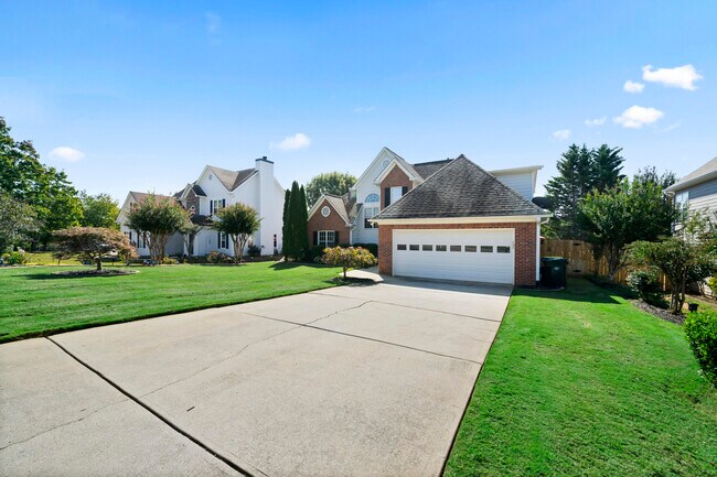 Foto del edificio - 2649 English Oaks Ln NW