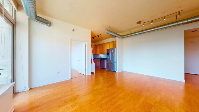 Foto del edificio - 909 W Washington Blvd