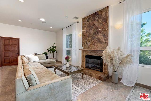 Foto del edificio - 10827 Pacific View Dr