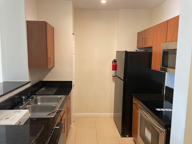 Foto del edificio - 630 S Sapodilla Ave