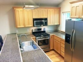 Foto del edificio - 2442 SW Webster St