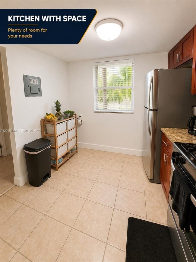 Foto del edificio - 18051 NW 68th Ave