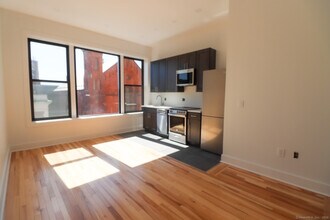 Building Photo - 253 State St