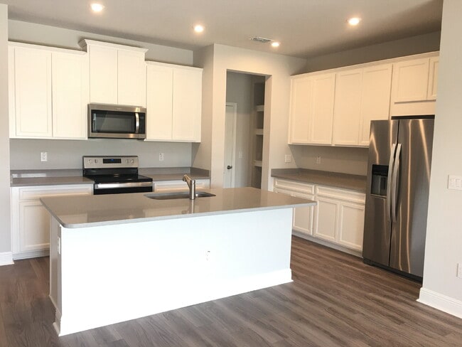 Foto del edificio - 6117 Grand Sonata Ave