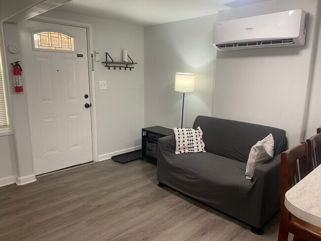 Foto del edificio - 516 36th Ave N