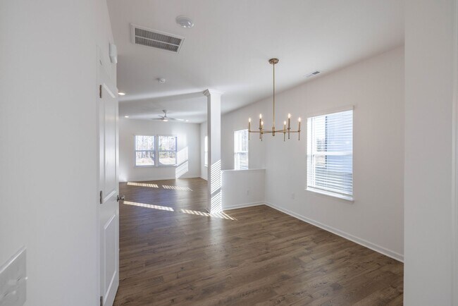Foto del edificio - Brand New 4bd/2.5bath Home in Stonebridge Fairways- MOVE IN READY
