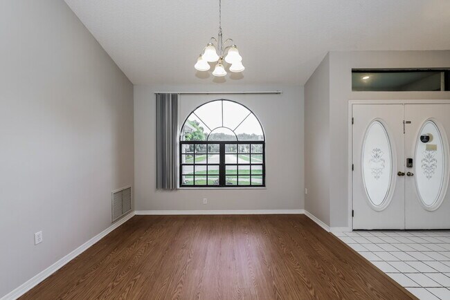 Building Photo - 4705 Whitetail Ln
