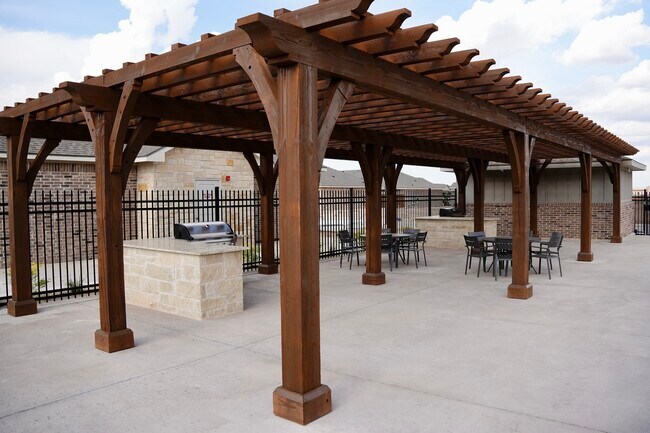 Área de parrilla al aire libre - The Hartley