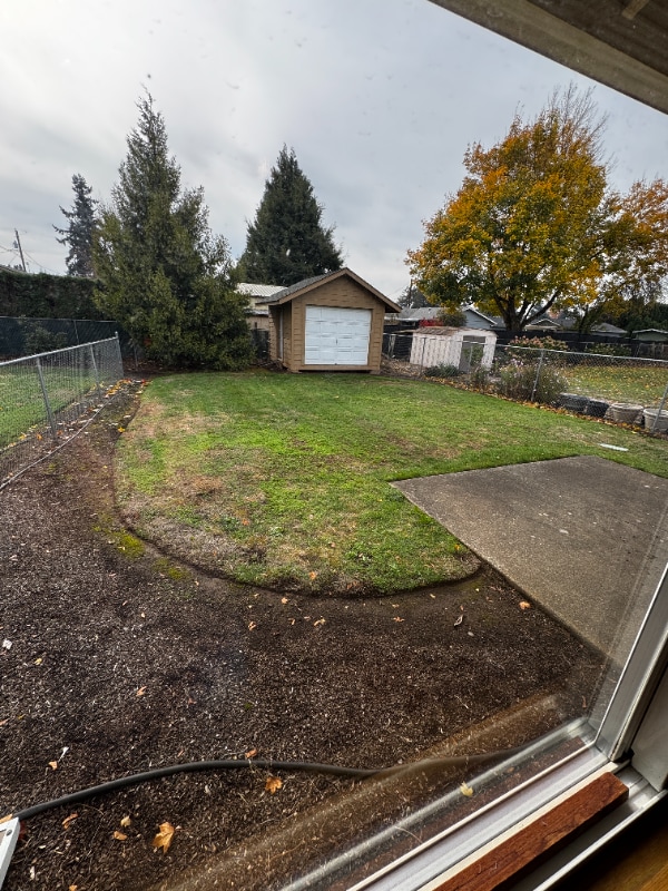 Building Photo - 860 Shaff Rd SE