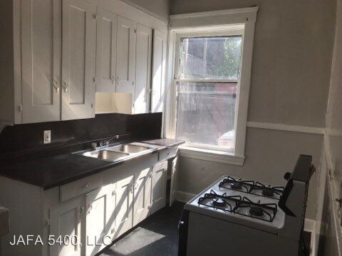 Foto principal - 5400-12Lorain Lorain Ave