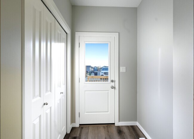 Photo du bâtiment - 3527 6 Ave SW