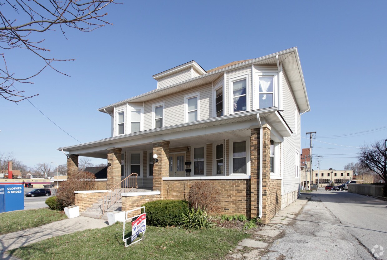 Primary Photo - 9 16th St