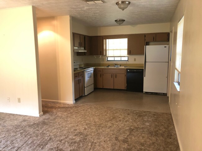 Building Photo - 12140 Magnolia St