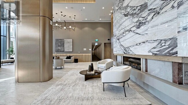 Photo du bâtiment - 1100 Sheppard Ave W