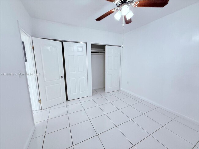 Building Photo - 461 NE 82nd Terrace