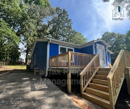 Building Photo - 2612 Owen St