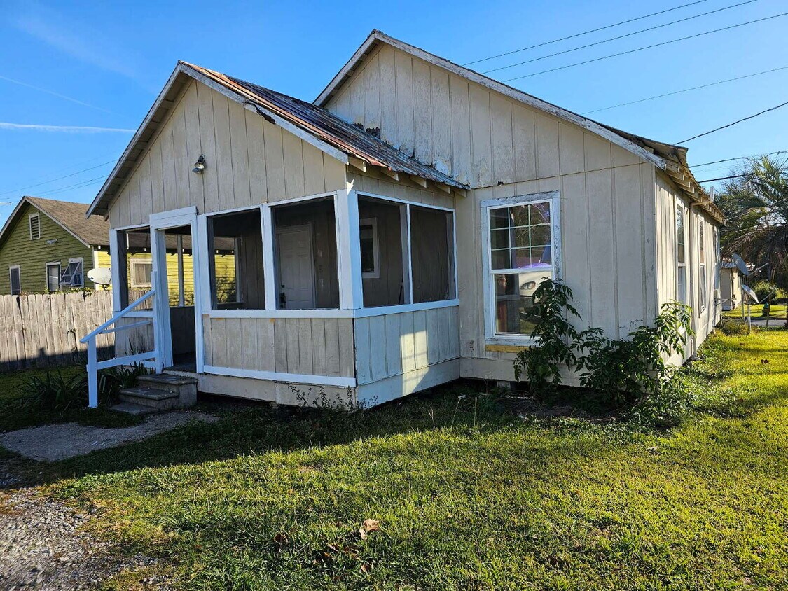 Foto del edificio - 2 br/1 bath Opelousas, LA