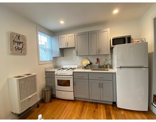 Foto del edificio - 18 Grandview Ave