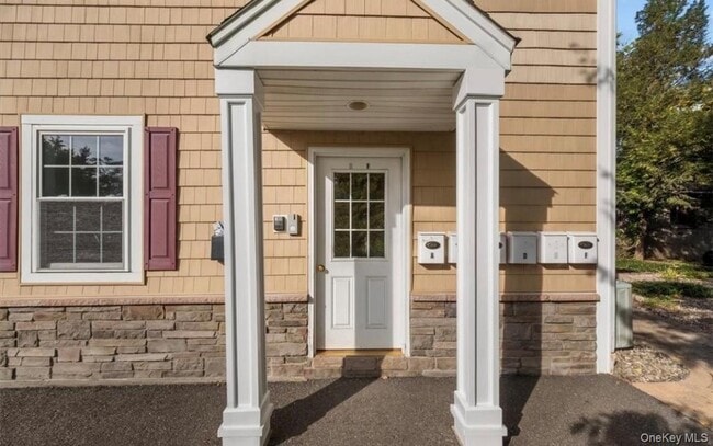 Foto del edificio - 10 Burnside Ave