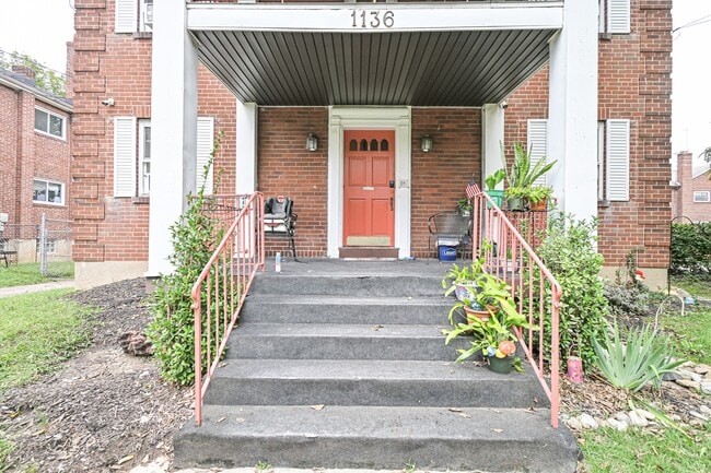 Building Photo - 1136 Franklin Ave