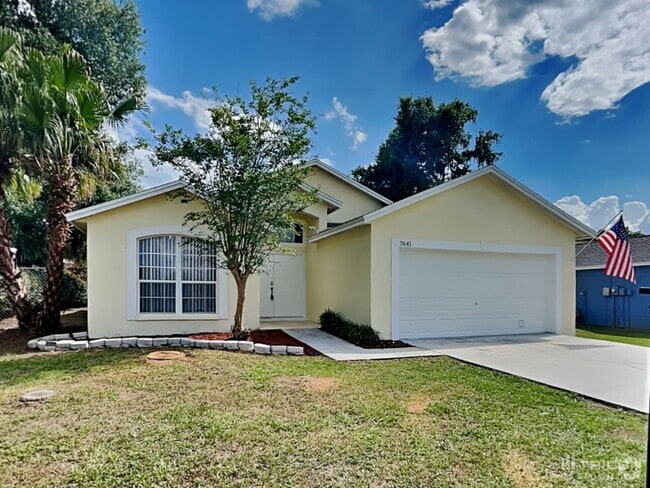 Building Photo - 7641 Manor Dr