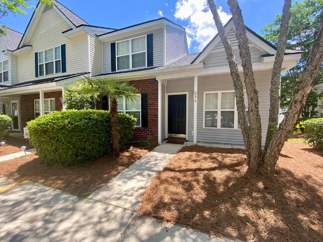 Foto del edificio - Spacious Townhome located in The Townes at...