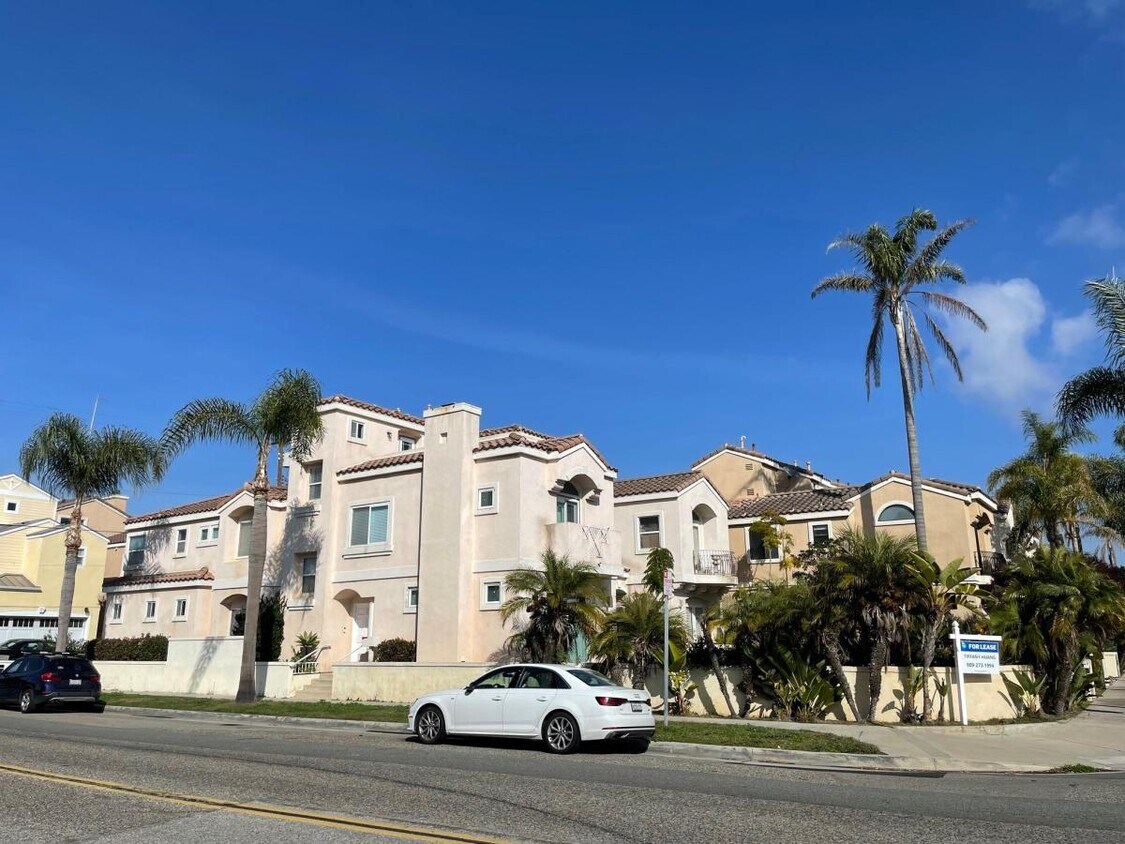 401 21st St, Huntington Beach, CA 92648 House Rental in Huntington