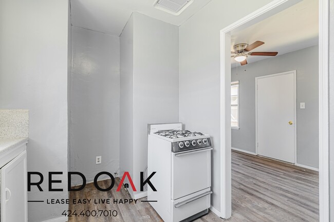 Foto del edificio - 4001 E 52nd St
