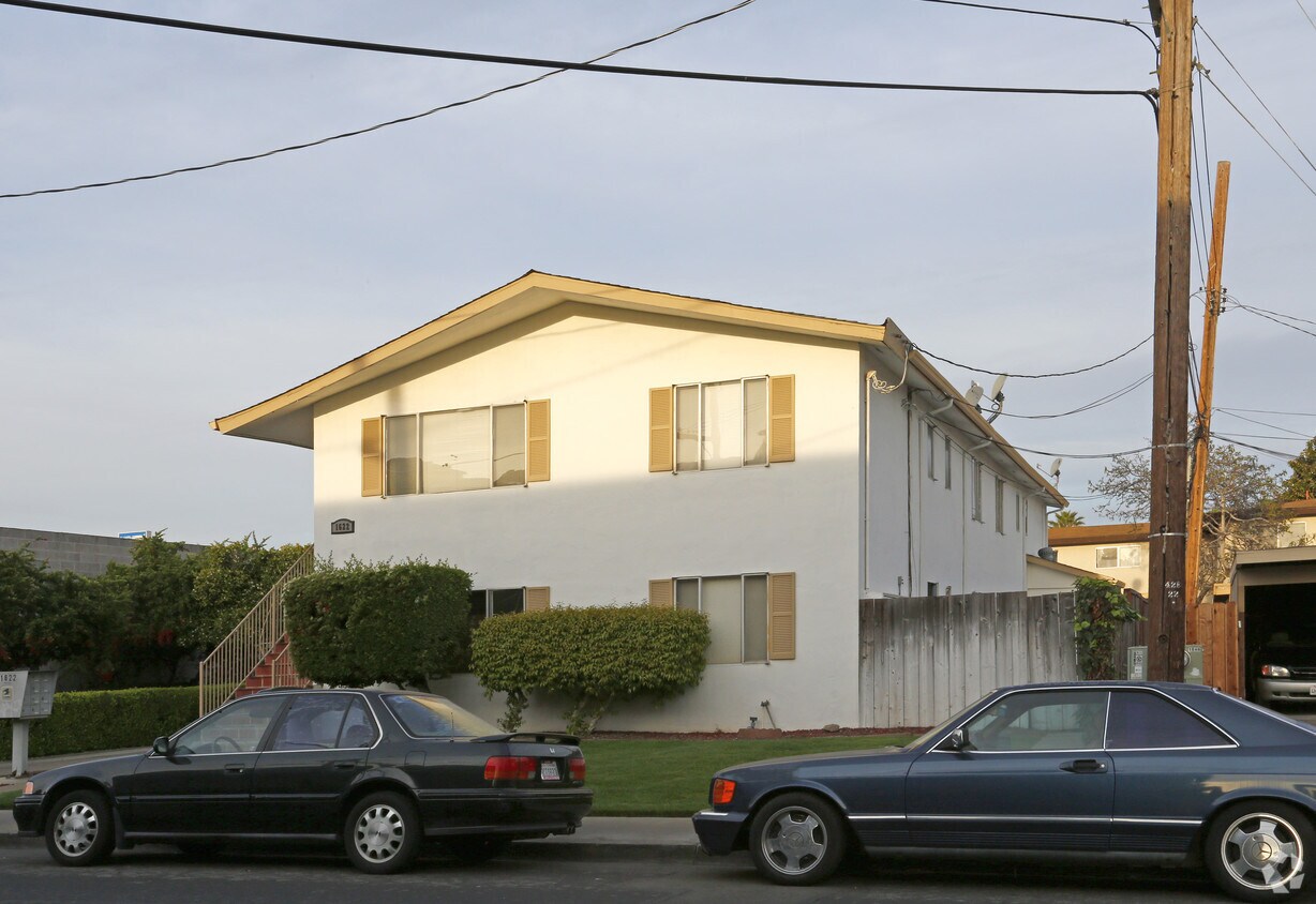 Foto del edificio - 1622 Pomeroy Ave