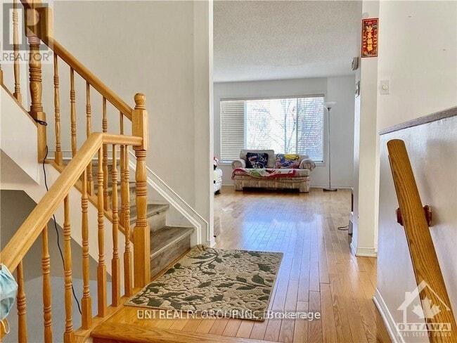 Building Photo - 18 Covington Pl