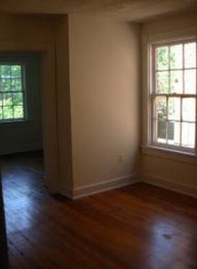 Building Photo - 3213 Ellwood Ave